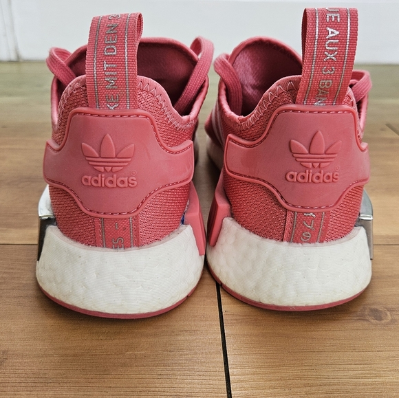 Adidas Women's NMD_ R1 size 8 - Picture 4 of 9